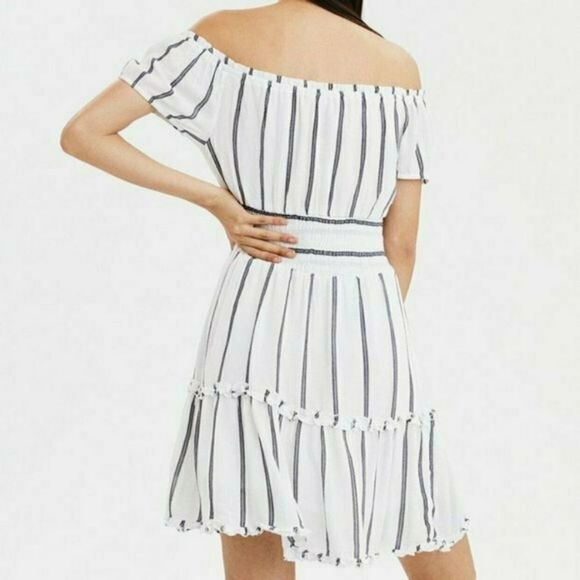 American eagle striped off shoulder ruffle tiered dress white gray - Picture 2 of 13